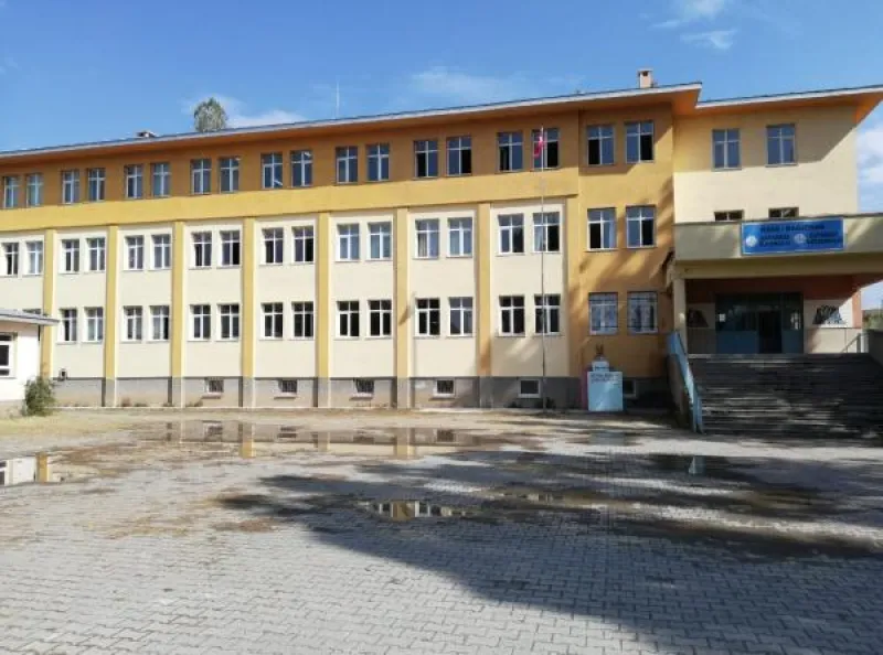 Çayarası İlkokulu Fotoğrafı