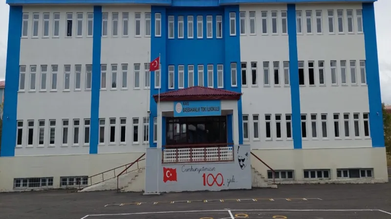 Başbakanlık Toplu Konutlar İlkokulu Fotoğrafı