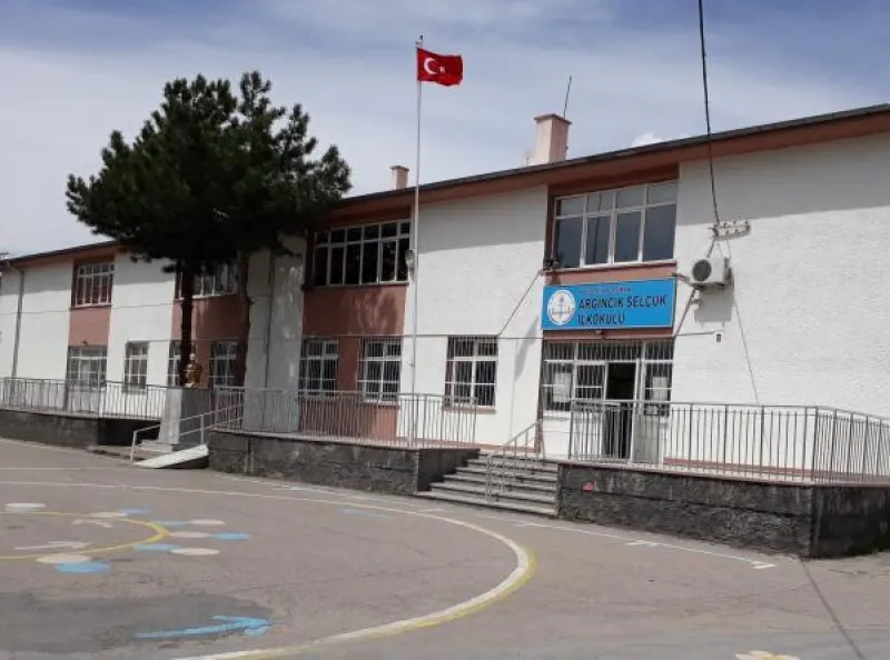 Kayseri Argıncık Şehit Kadir Çelebi İlkokulu - Kayseri ilkokulları