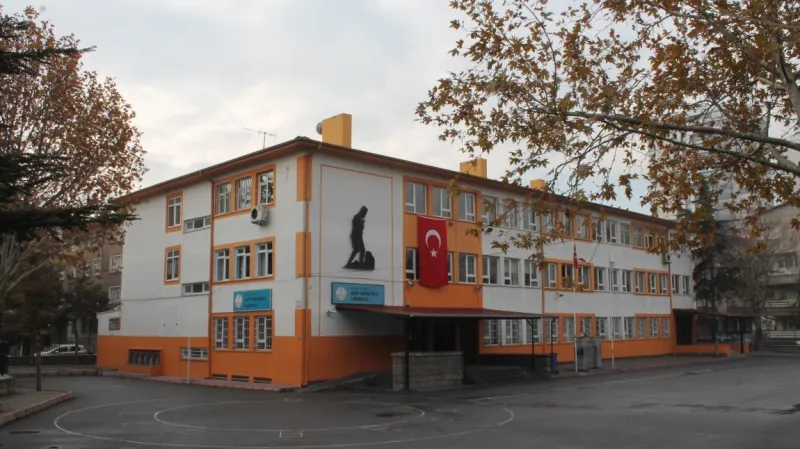 Arif Eminoğlu İlkokulu Fotoğrafı