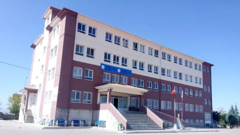 Fatin Rüştü Zorlu İlkokulu Fotoğrafı