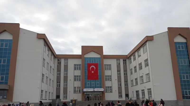 Şehit Necmettin Bayraktar İlkokulu Fotoğrafı