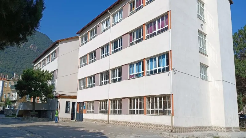Konya Tarık Buğra İlkokulu - Konya ilkokulları
