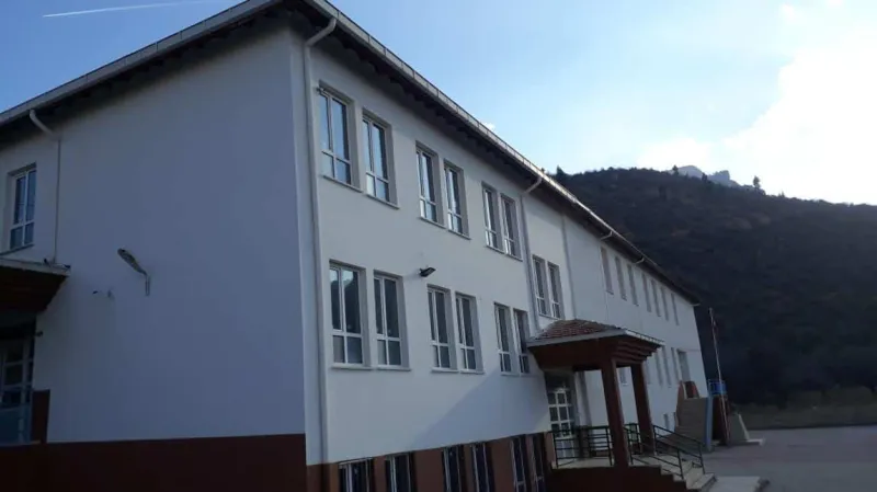 Bademli İlkokulu Fotoğrafı
