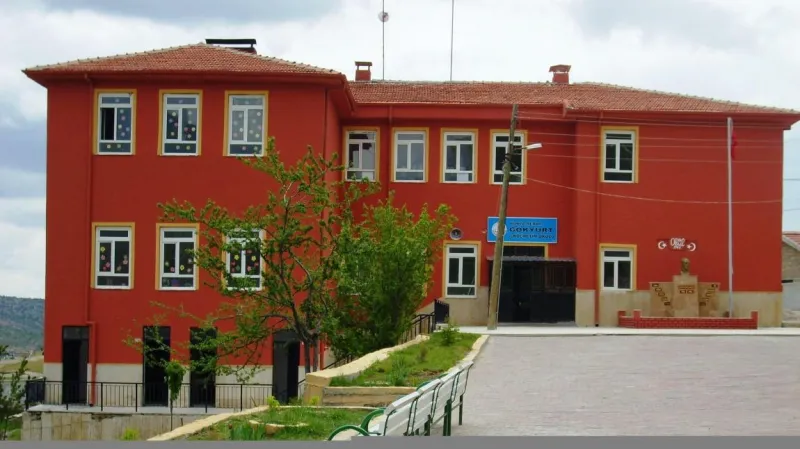 Gökyurt İlkokulu Fotoğrafı