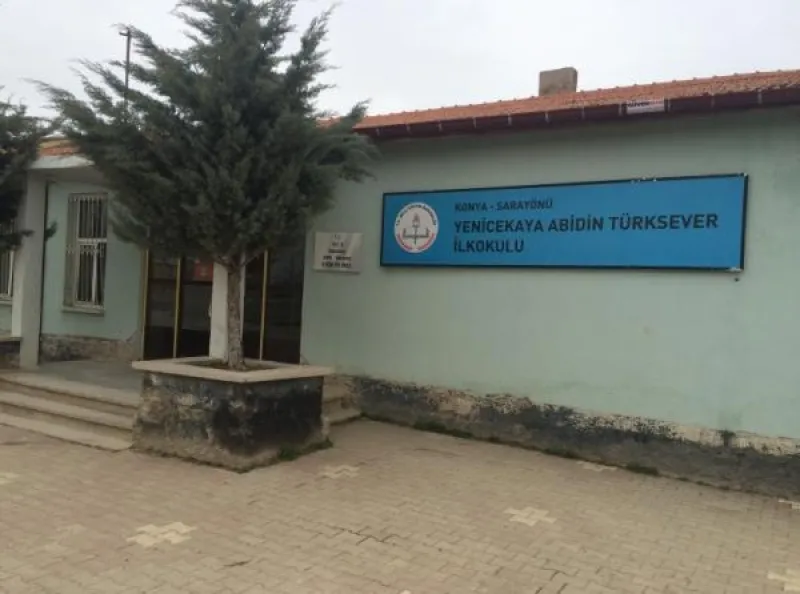 Yenicekaya Abidin Türksever İlkokulu Fotoğrafı