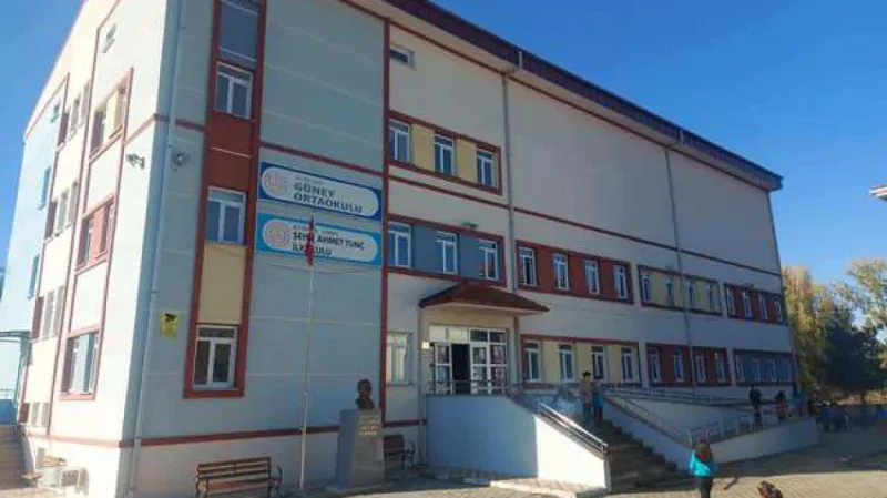Kütahya Şehit Ahmet Tunç İlkokulu - Kütahya ilkokulları