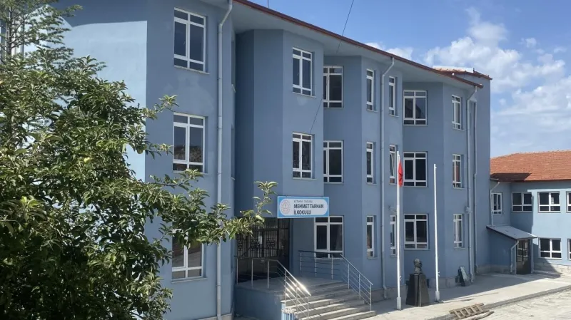 Kütahya Mehmet Tarhan İlkokulu - Kütahya ilkokulları
