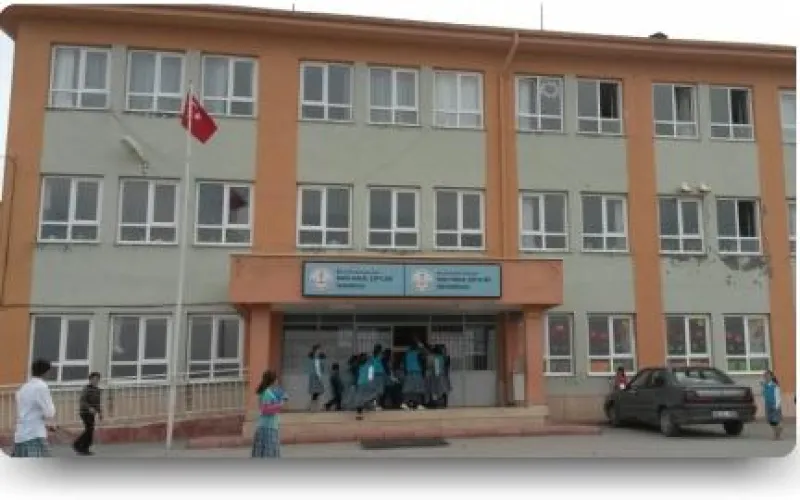 Malatya Haci Hali̇l Çi̇ftli̇ği̇ İlkokulu - Malatya ilkokulları