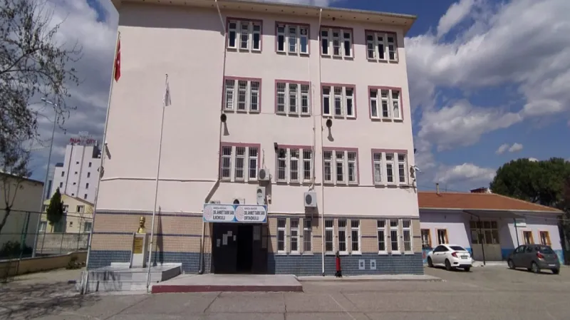 Manisa Dr.ahmet Tarık Sarı İlkokulu - Manisa ilkokulları