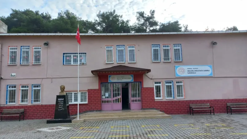 Manisa Selçikli Mustafa Sabırlı İlkokulu - Manisa ilkokulları