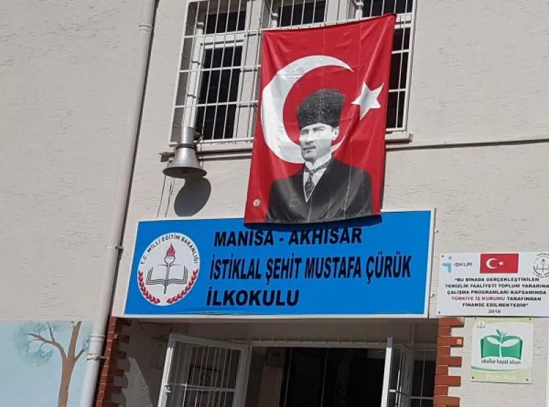 Manisa İstiklâl Şehit Mustafa Çürük İlkokulu - Manisa ilkokulları