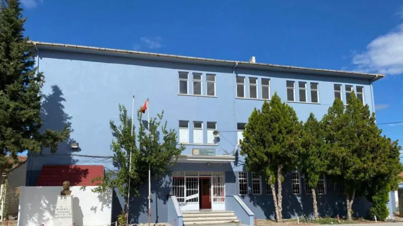 Manisa Sazoba Nazif Emine Karabulut İlkokulu - Manisa ilkokulları