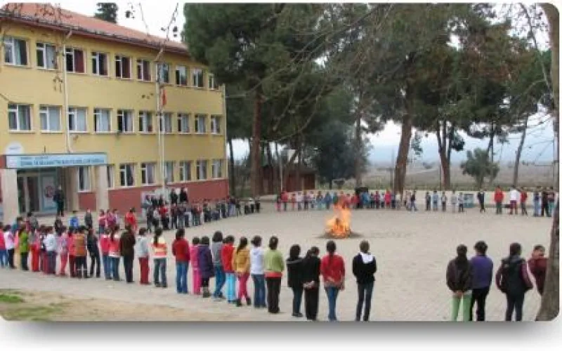 Manisa Zuhal Ve Selahhattin Barutçuoğlu İlkokulu - Manisa ilkokulları