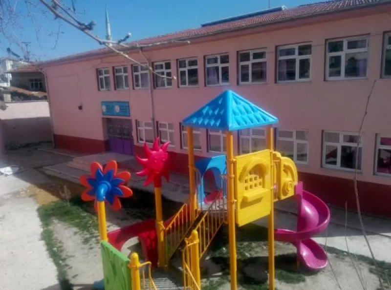 Karacakaş İlkokulu Fotoğrafı