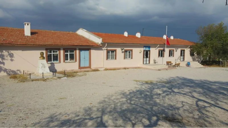 Düzlen İlkokulu Fotoğrafı