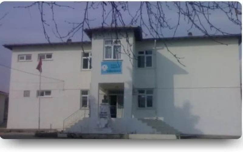 Çamlıca İlkokulu Fotoğrafı
