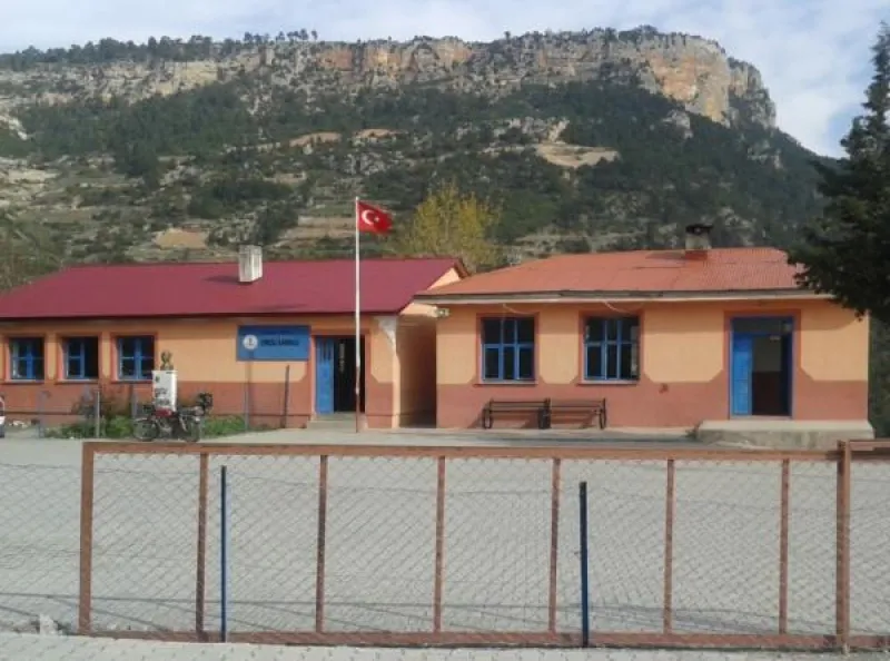 Mersin Çerçili İlkokulu - Mersin ilkokulları