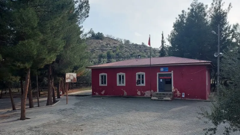 Mersin Yukarı Köselerli İlkokulu - Mersin ilkokulları