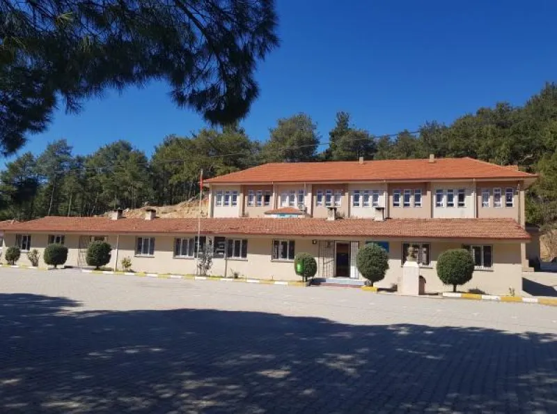 Bağlıağaç Şehit Nizamettin Akan İlkokulu Fotoğrafı