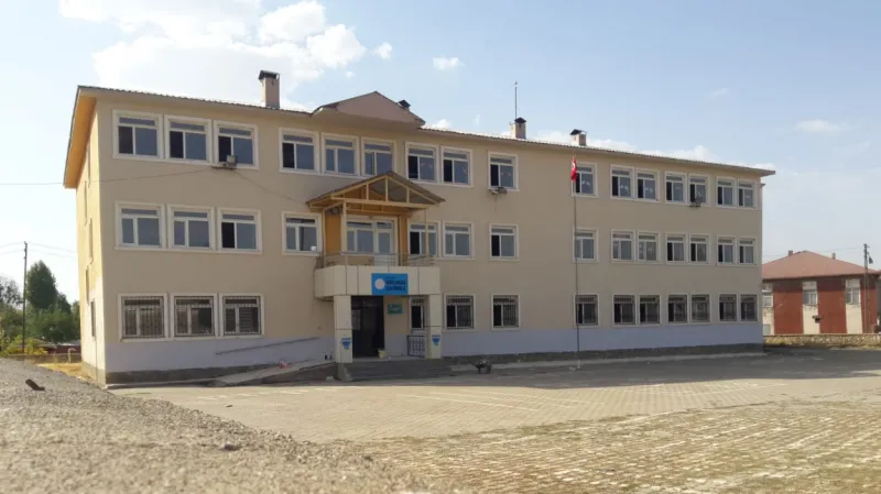 Kızılağaç İlkokulu Fotoğrafı