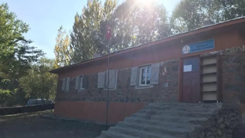 Kayalık İlkokulu Fotoğrafı