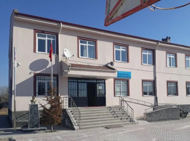 Yeşilgölcük 75. Yıl Türkan Yüksel İlkokulu Fotoğrafı