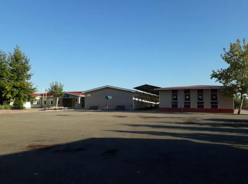 Osmaniye Şehit Suat Petek Helvacı İlkokulu - Osmaniye ilkokulları