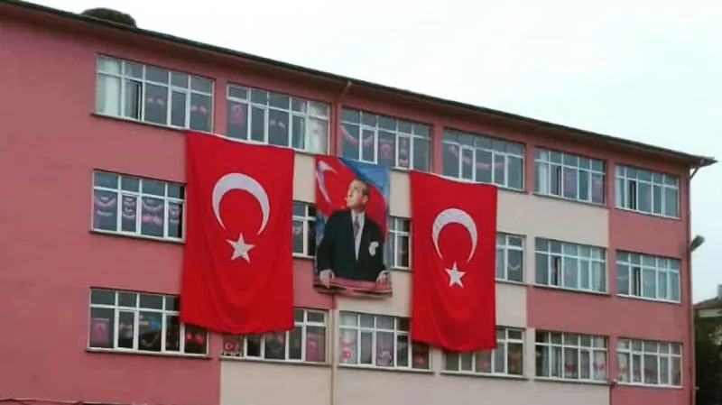 Sakarya Atatürk İlkokulu - Sakarya ilkokulları
