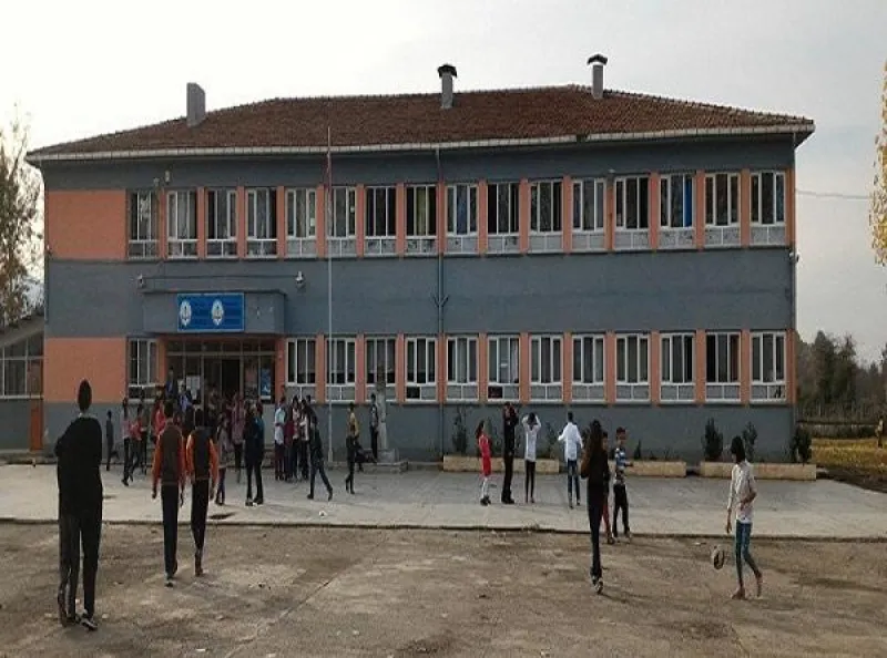 Gökçeboğaz İlkokulu Fotoğrafı
