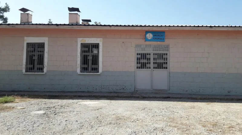 Akarçay İlkokulu Fotoğrafı