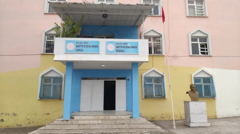 Sadettin Ve Cemal Karaata İlkokulu Fotoğrafı