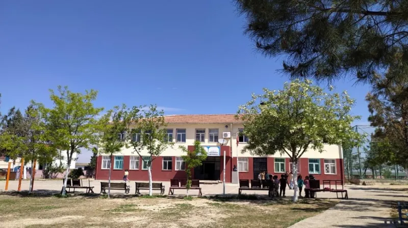 Küçükova İlkokulu Fotoğrafı