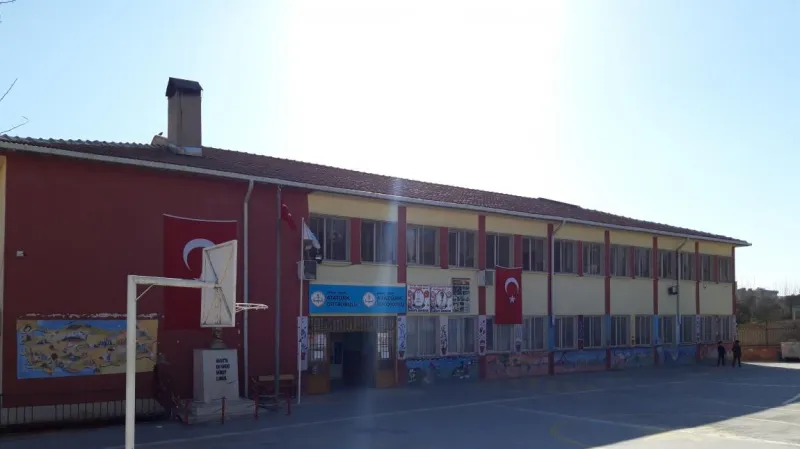 Atatürk İlkokulu Fotoğrafı