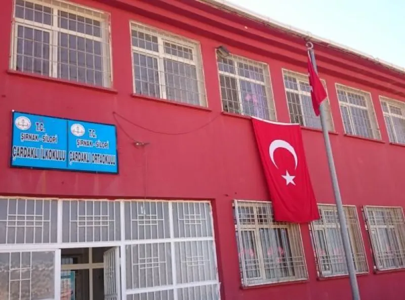Çardaklı İlkokulu Fotoğrafı