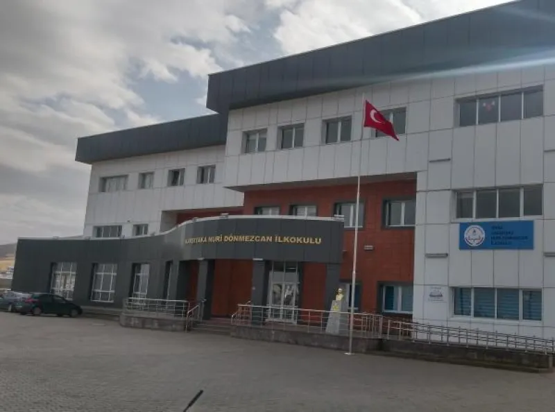 Sivas Karşıyaka Nuri Dönmezcan İlkokulu - Sivas ilkokulları