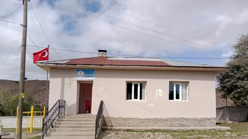 Yeni̇köy İlkokulu Fotoğrafı