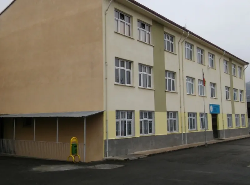 Trabzon Yeşilova İlkokulu - Trabzon ilkokulları