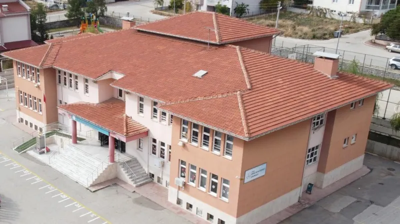 Emine Niyazi Deveci İlkokulu Fotoğrafı