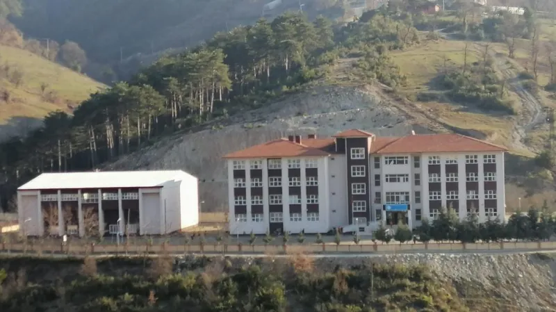 Zonguldak Karaman Amele Birliği İlkokulu - Zonguldak ilkokulları